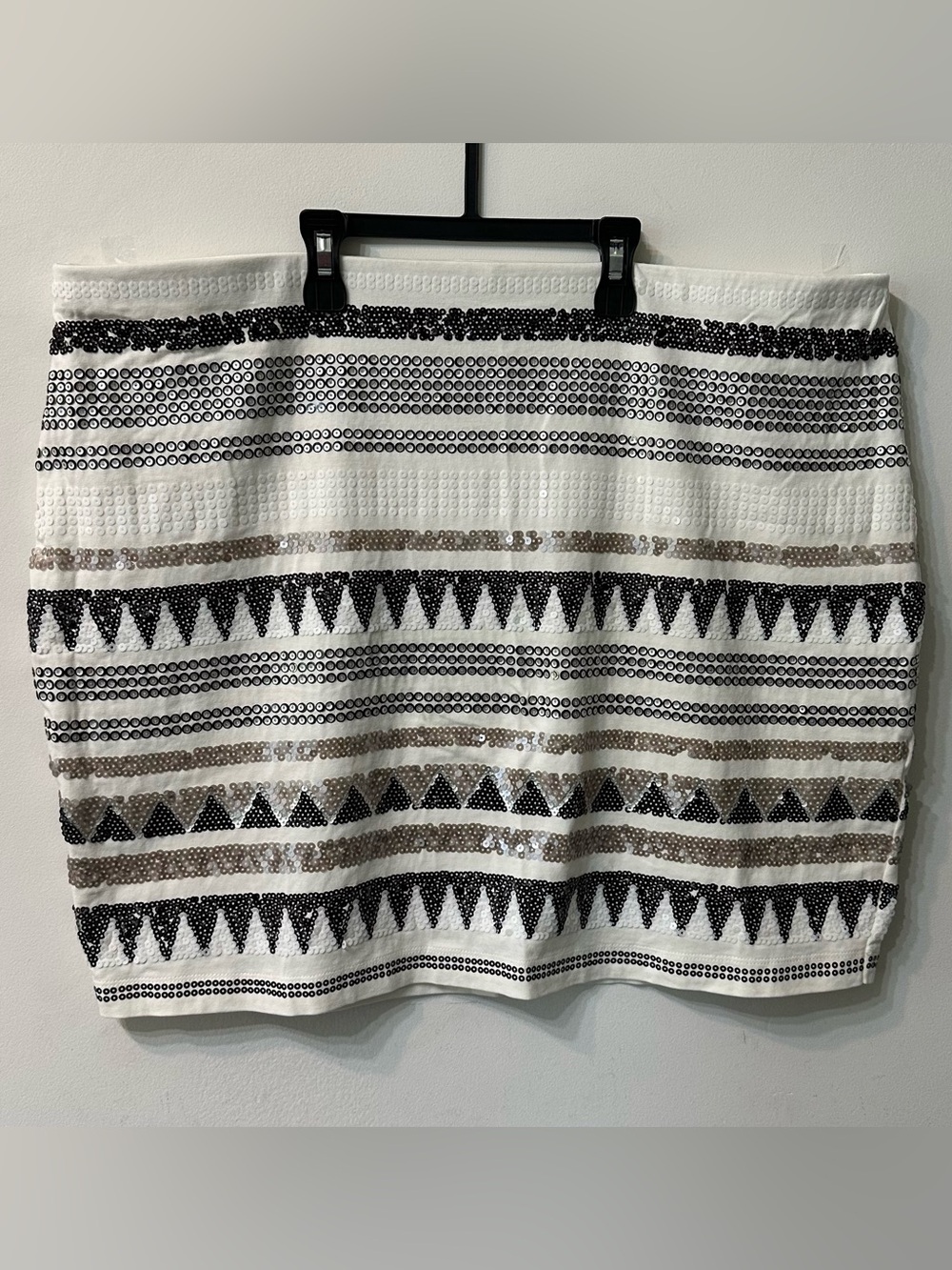 Express Sequin Mini Skirt XL Geometric Aztec Tribal Black Silver Cream Bodycon